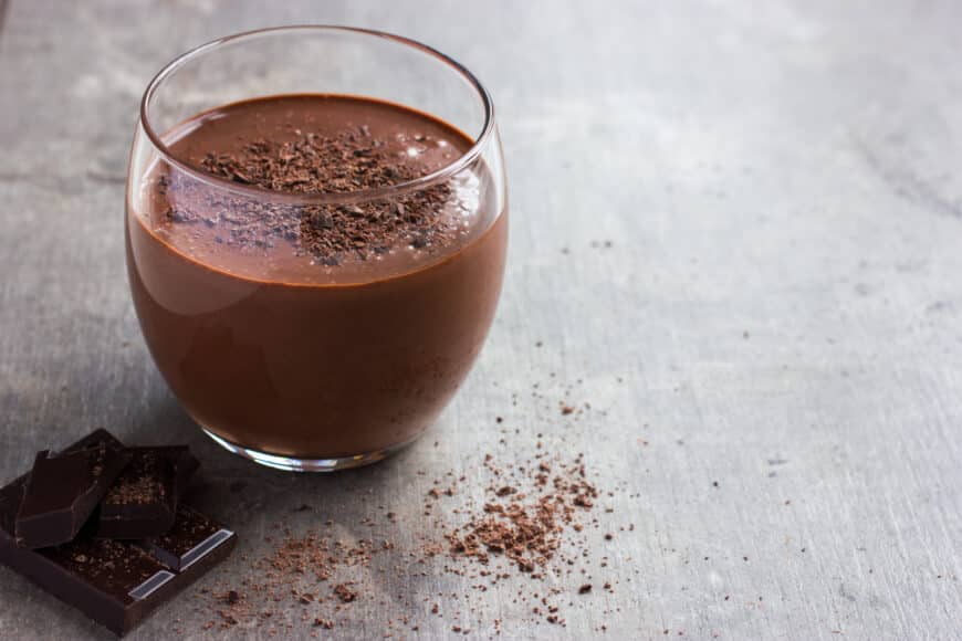 Smoothie de café, cacau e maca andina